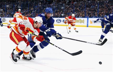 Edmonton Oilers at Calgary Flames Game 1 odds, picks and predictions.